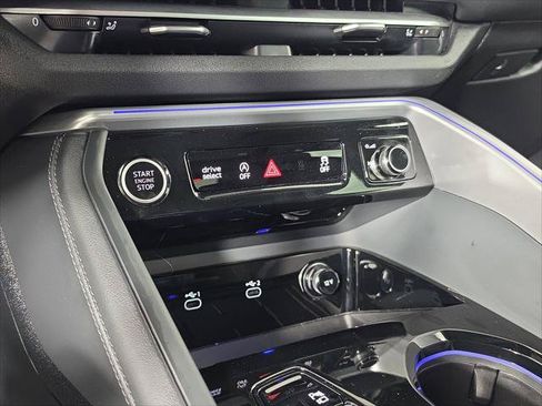 Certified 2025 Audi Q5 Premium Plus AWD/4WD image 32