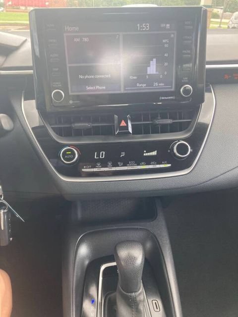 Used 2022 Toyota Corolla LE FWD image 12