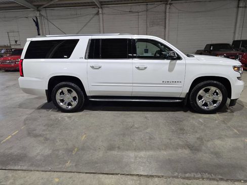 Used 2016 Chevrolet Suburban LTZ AWD/4WD image 15