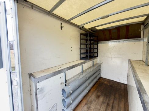 Used 2017 Chevrolet Express 3500 image 13