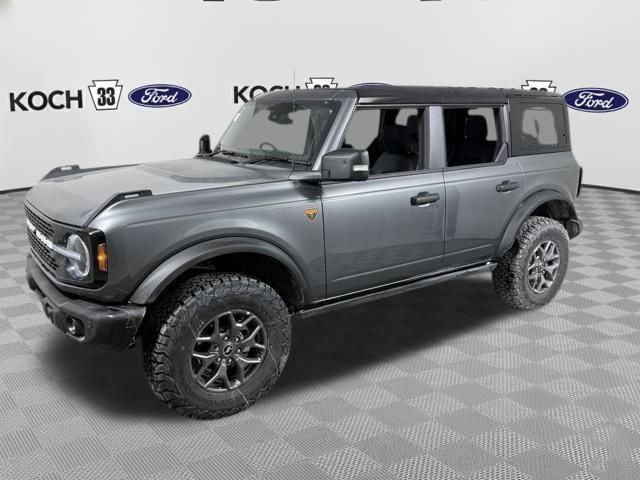 New 2025 Ford Bronco Badlands AWD/4WD image 3