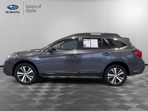 Used 2019 Subaru Outback 3.6R Limited image 7