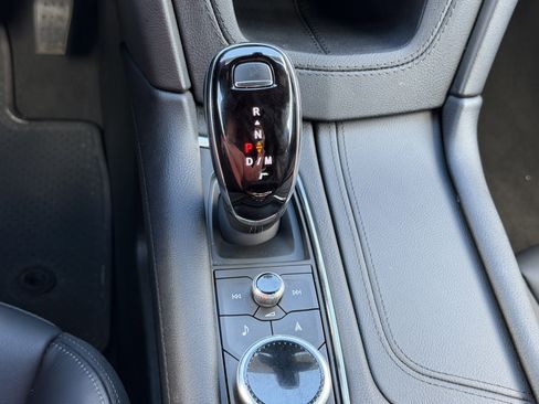 Certified 2024 Cadillac XT6 Premium Luxury w/ Technology Package image 28