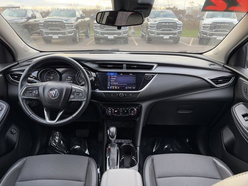 Used 2022 Buick Encore GX Select w/ Sport Touring Package image 16