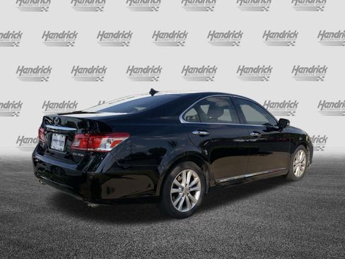 Used 2011 Lexus ES 350 w/ Preferred Accessory Package FWD image 10