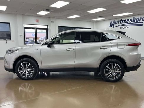 Used 2021 Toyota Venza LE w/ Carpet Mat Package (TMS) AWD/4WD image 8