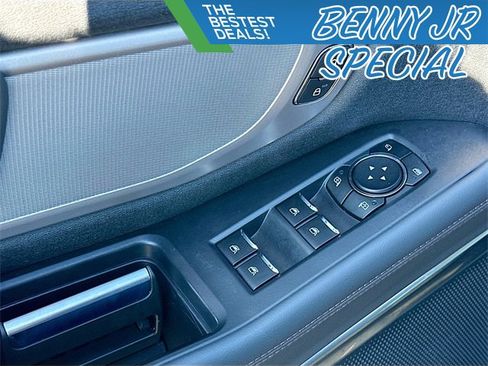 Used 2025 Ford Expedition Max Active image 18