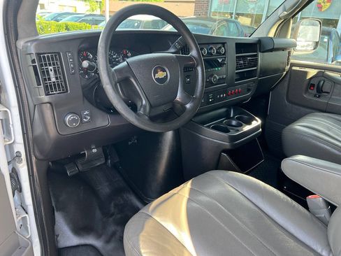 Used 2014 Chevrolet Express 2500 w/ Cold Climate Package RWD image 16