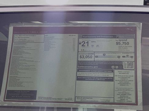 New 2025 Jaguar F-PACE R-Dynamic S image 31