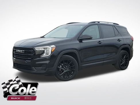 Certified 2023 GMC Terrain SLE w/ Driver Convenience Package image 1