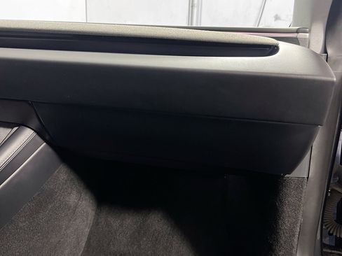 Used 2025 Tesla Model 3 Long Range RWD image 33