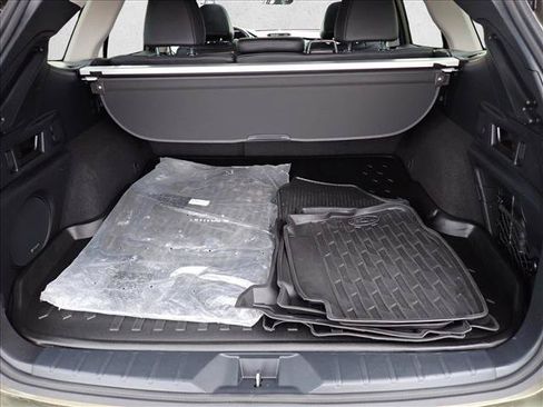 Certified 2025 Subaru Outback Limited AWD/4WD image 8