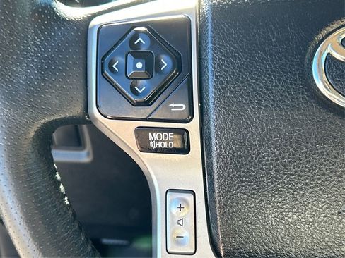 Used 2018 Toyota 4Runner SR5 image 34