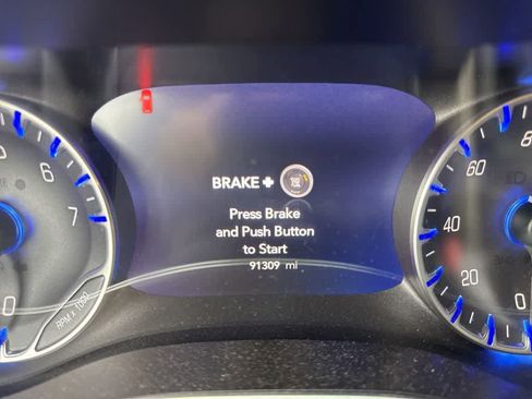 Used 2017 Chrysler Pacifica Limited FWD image 13