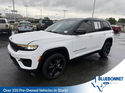 Used 2023 Jeep Grand Cherokee Altitude