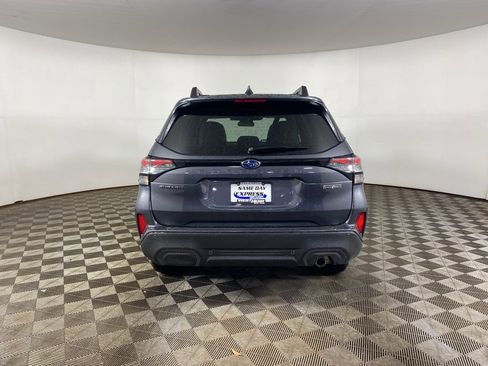 Certified 2025 Subaru Forester Limited image 7