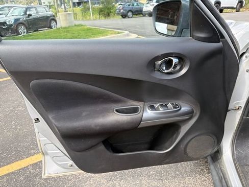 Used 2016 Nissan Juke S AWD/4WD image 11
