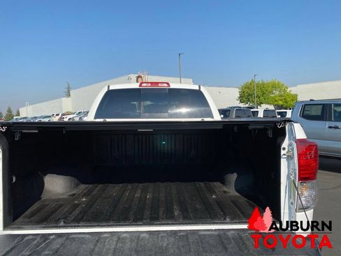 Used 2012 Toyota Tundra 4x4 Double Cab w/ SR5 Pkg image 13