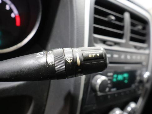Used 2010 Dodge Caliber SXT FWD image 29