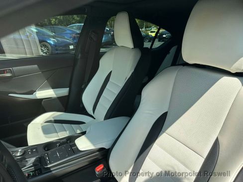 Used 2021 Lexus IS 350 F Sport image 8