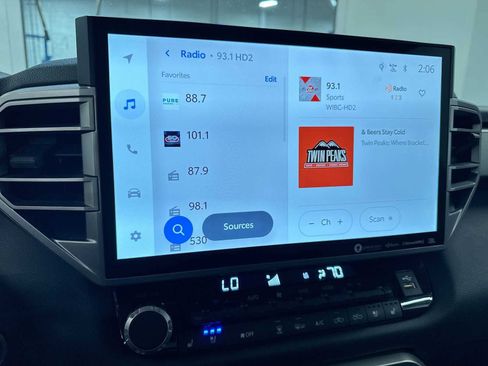 Used 2022 Toyota Tundra Limited image 24