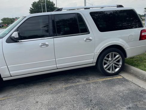 Used 2017 Ford Expedition EL Limited w/ Equipment Group 301A AWD/4WD image 11