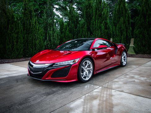 Used 2017 Acura NSX AWD/4WD image 7