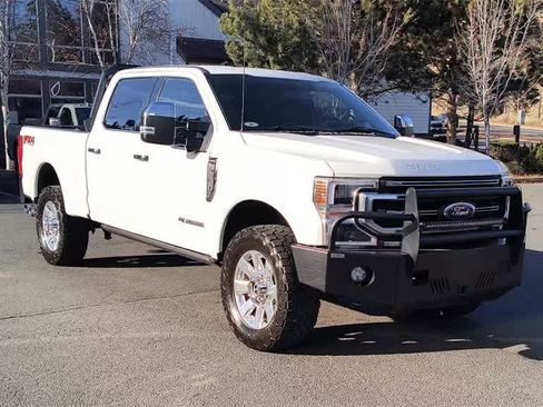 Used 2022 Ford F350 Platinum w/ FX4 Off-Road Package image 3