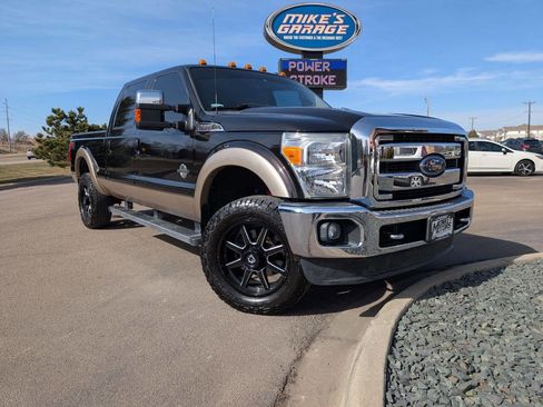 Used 2013 Ford F350 Lariat w/ Chrome Pkg image 3