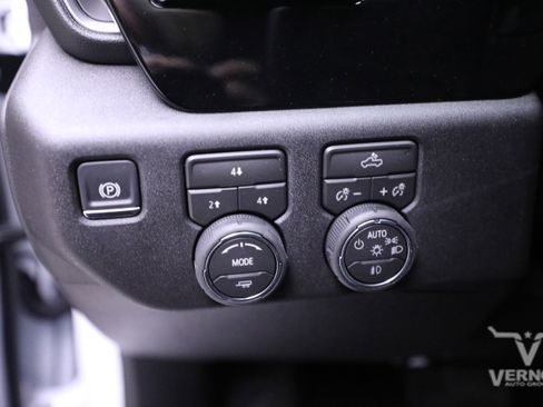 New 2026 Chevrolet Silverado 3500 LT w/ Convenience Package image 16