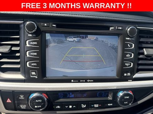Used 2017 Toyota Highlander Limited w/ Carpet Mat Package AWD/4WD image 18