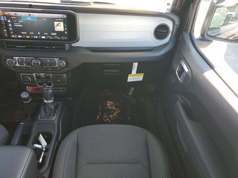 New 2026 Jeep Wrangler Unlimited Sport image 19