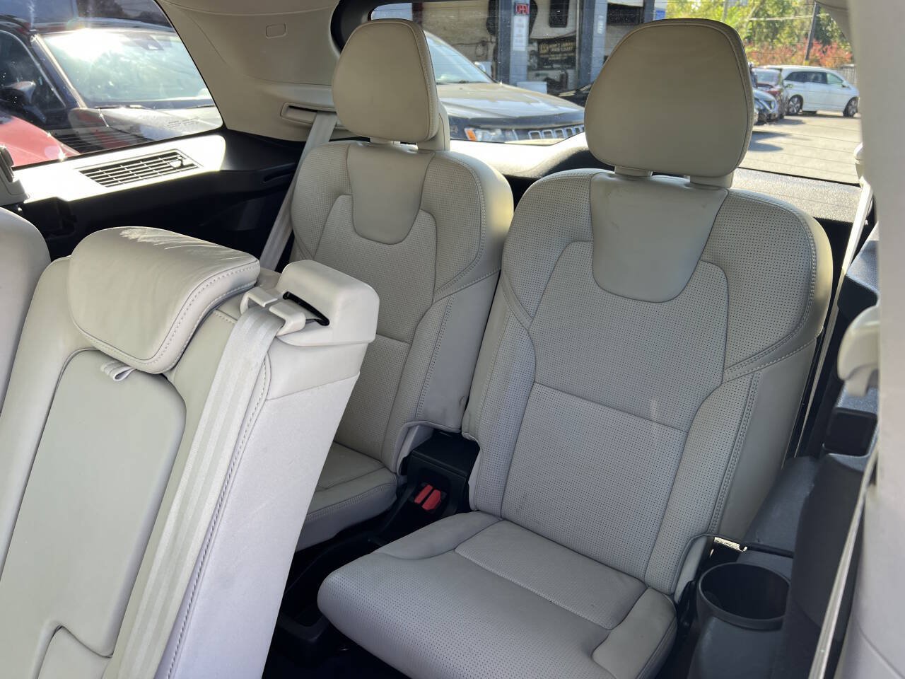 Used 2018 Volvo XC90 T6 Inscription w/ Convenience Package AWD/4WD image 9