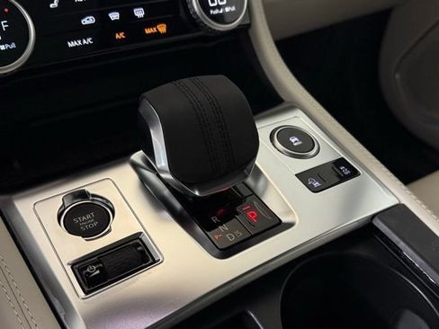 Certified 2026 Jaguar F-PACE R-Dynamic S AWD/4WD image 35
