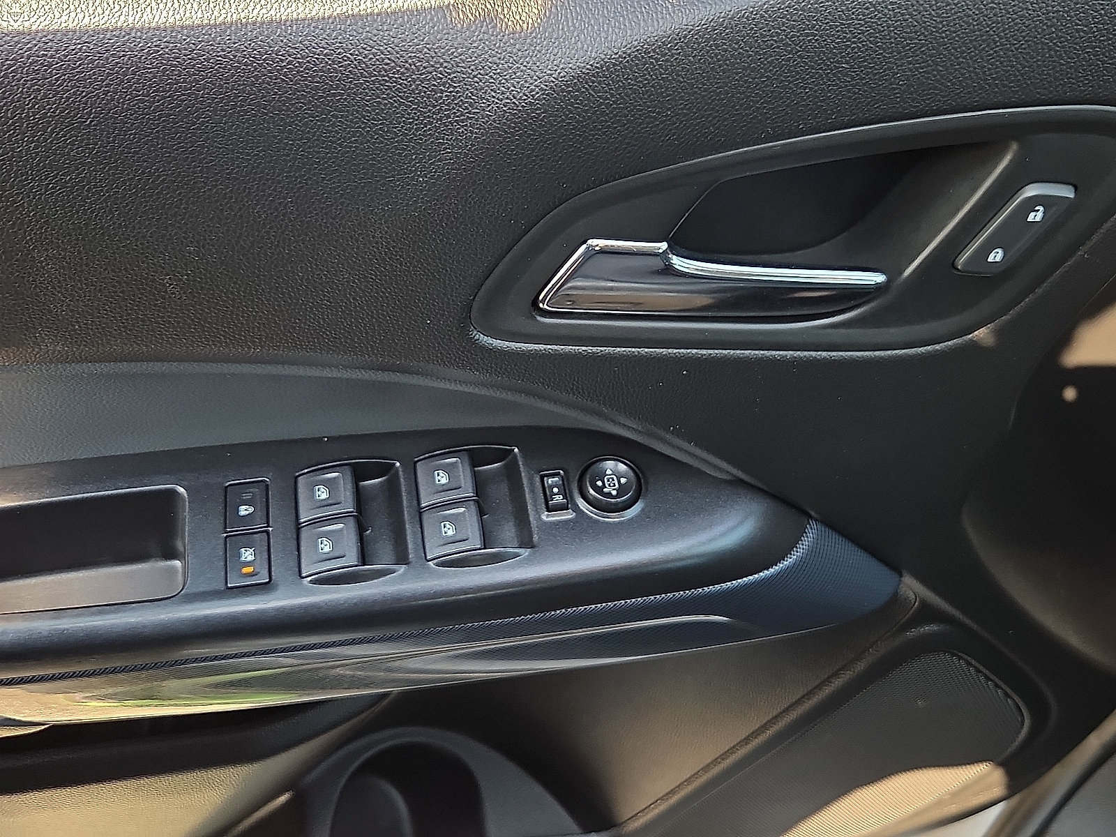 Used 2020 Chevrolet Colorado Z71 AWD/4WD image 13