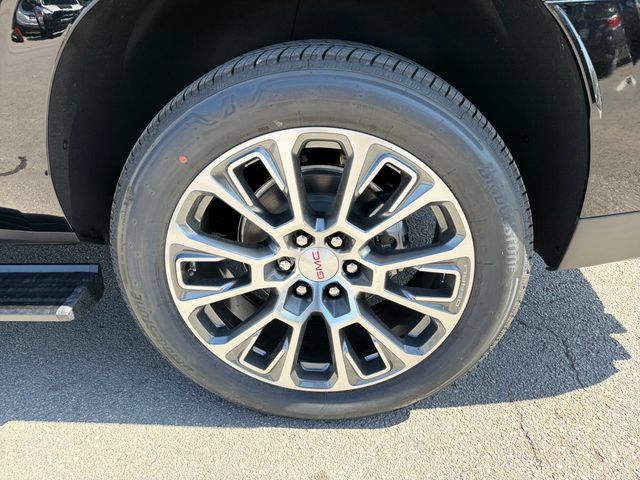 New 2026 GMC Yukon XL Denali w/ Denali Reserve Package AWD/4WD image 26