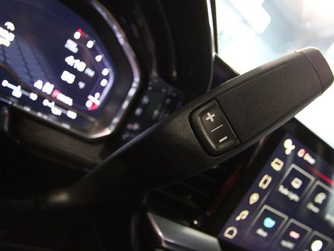 Used 2024 GMC Sierra 1500 Elevation image 13