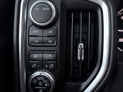 Used 2023 GMC Sierra 2500 SLT AWD/4WD image 40