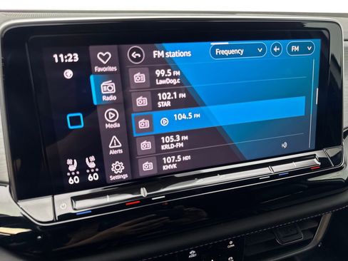 Used 2024 Volkswagen Atlas Cross Sport SE image 64