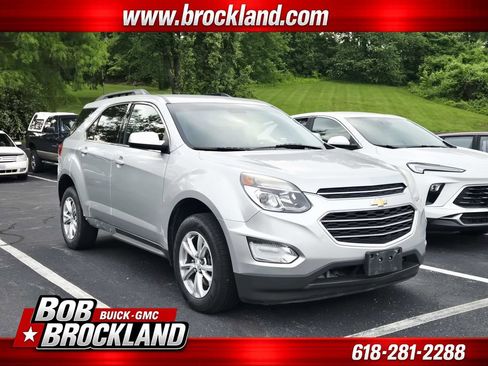 Used 2017 Chevrolet Equinox LT w/ Convenience Package FWD image 4
