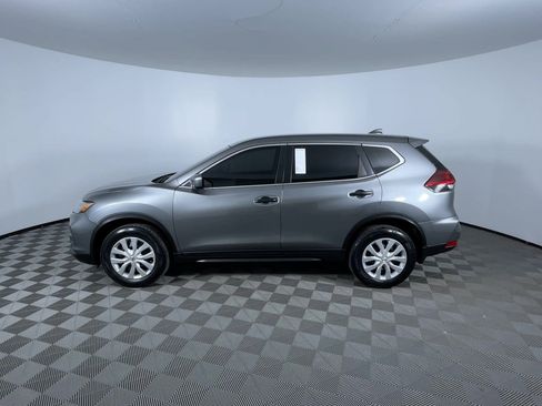 Certified 2018 Nissan Rogue S image 5