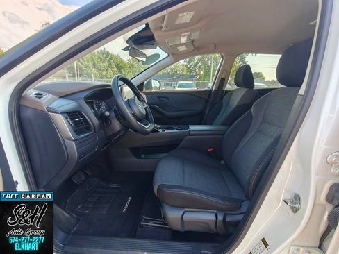 Used 2021 Nissan Rogue S AWD/4WD image 17
