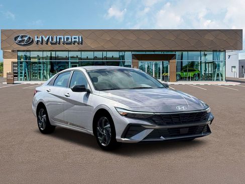 New 2026 Hyundai Elantra SEL Sport Premium w/ Cargo Package FWD image 11