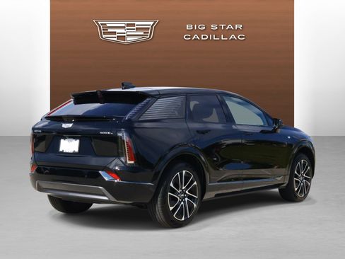 Certified 2025 Cadillac Optiq Sport 1 AWD/4WD image 5