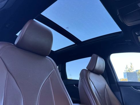 Used 2022 Lincoln Nautilus Reserve image 17