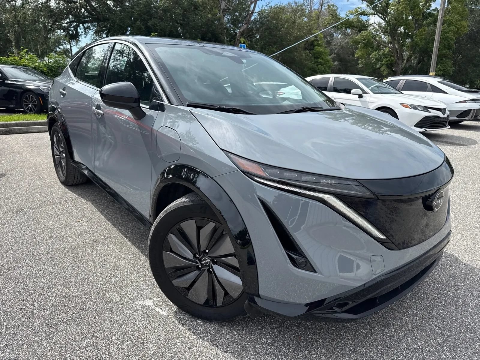 Used 2024 Nissan Ariya FWD image 5