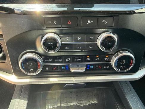 Used 2024 Ford Expedition Max XLT AWD/4WD image 24