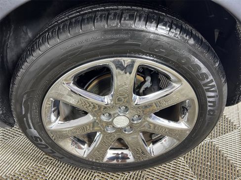 Used 2017 Buick Encore Essence w/ Experience Buick Package image 18