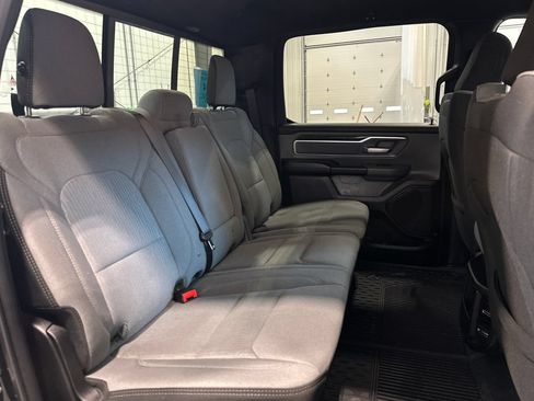 Used 2023 RAM 1500 Big Horn AWD/4WD image 31