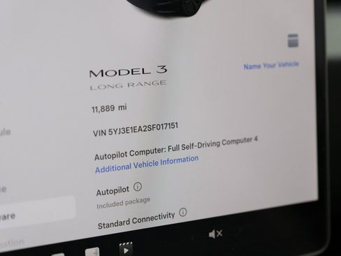 Used 2025 Tesla Model 3 Long Range image 24